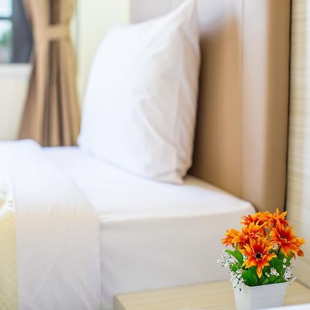 P.A. Thani Hotel Nakhon Sawan Εξωτερικό φωτογραφία