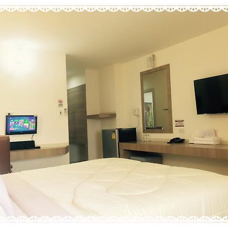 P.A. Thani Hotel Nakhon Sawan Εξωτερικό φωτογραφία