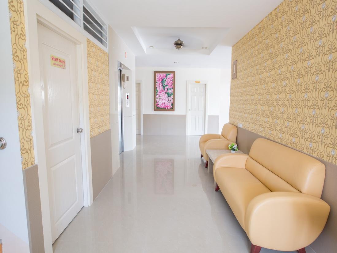 P.A. Thani Hotel Nakhon Sawan Εξωτερικό φωτογραφία